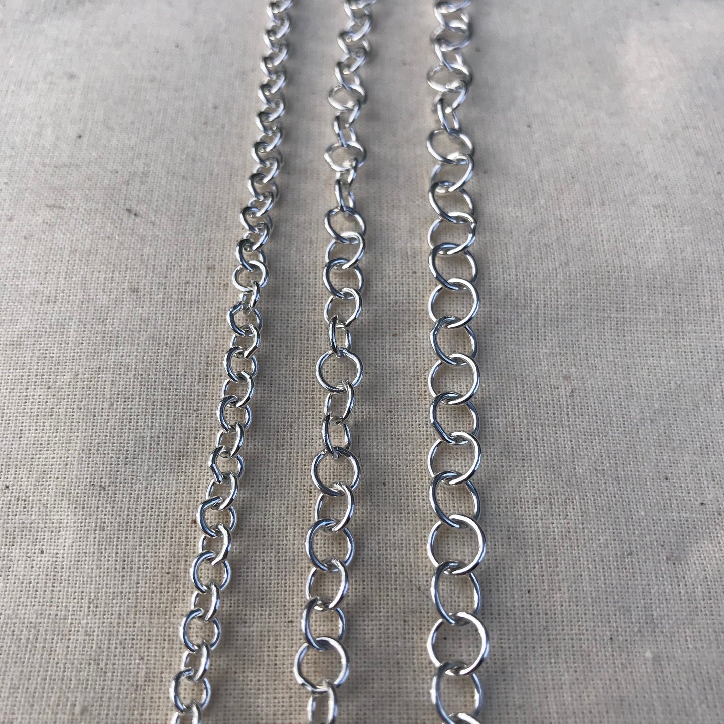 Round Link Handmade Chains